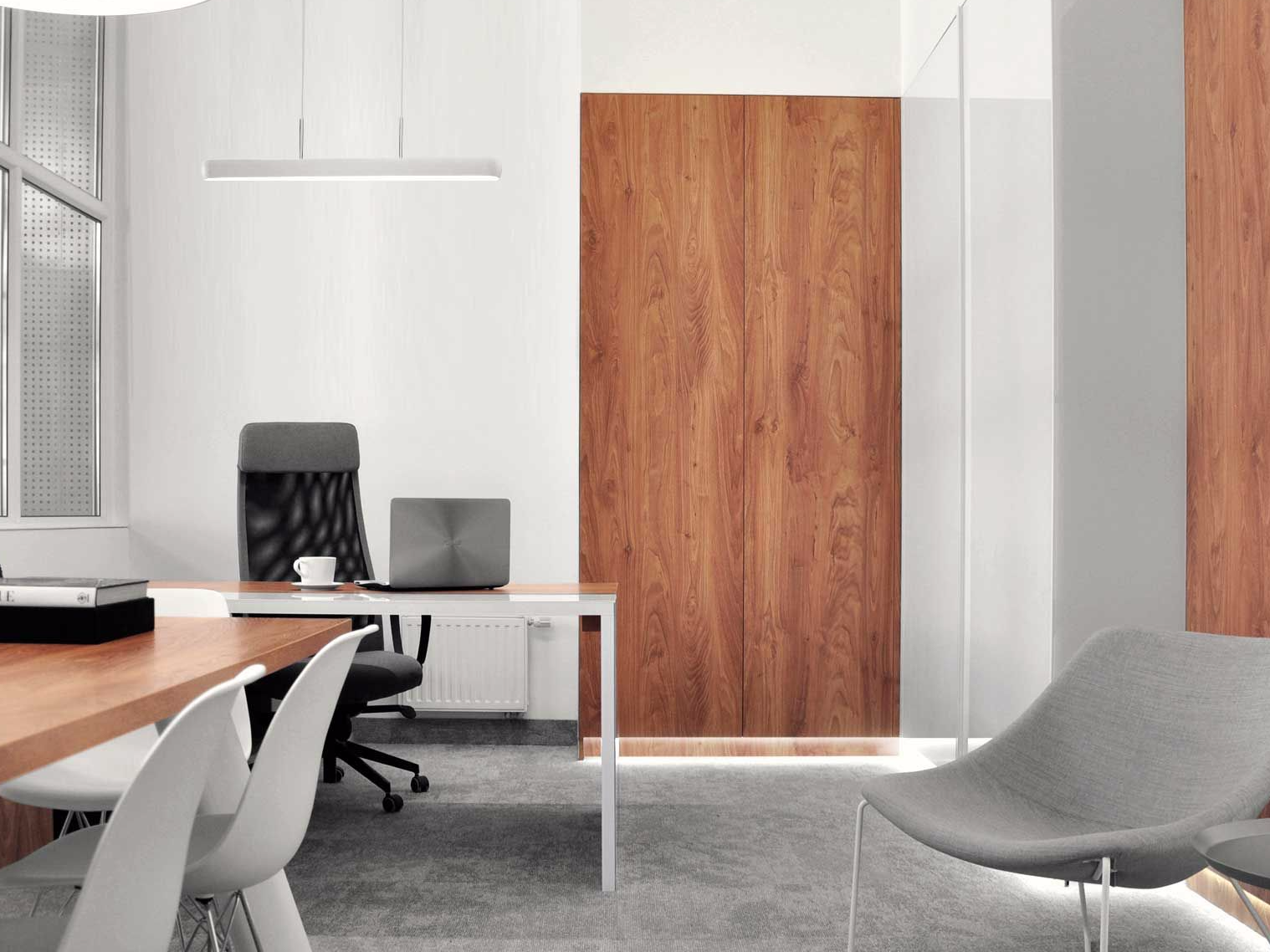 biuro przestrzeń biurowa kamea projekt architektoniczny nowoczesne biuro minimalizm bartosz klim milkdesigns lodz łódź warszawa czapki rękawiczki szaliki
